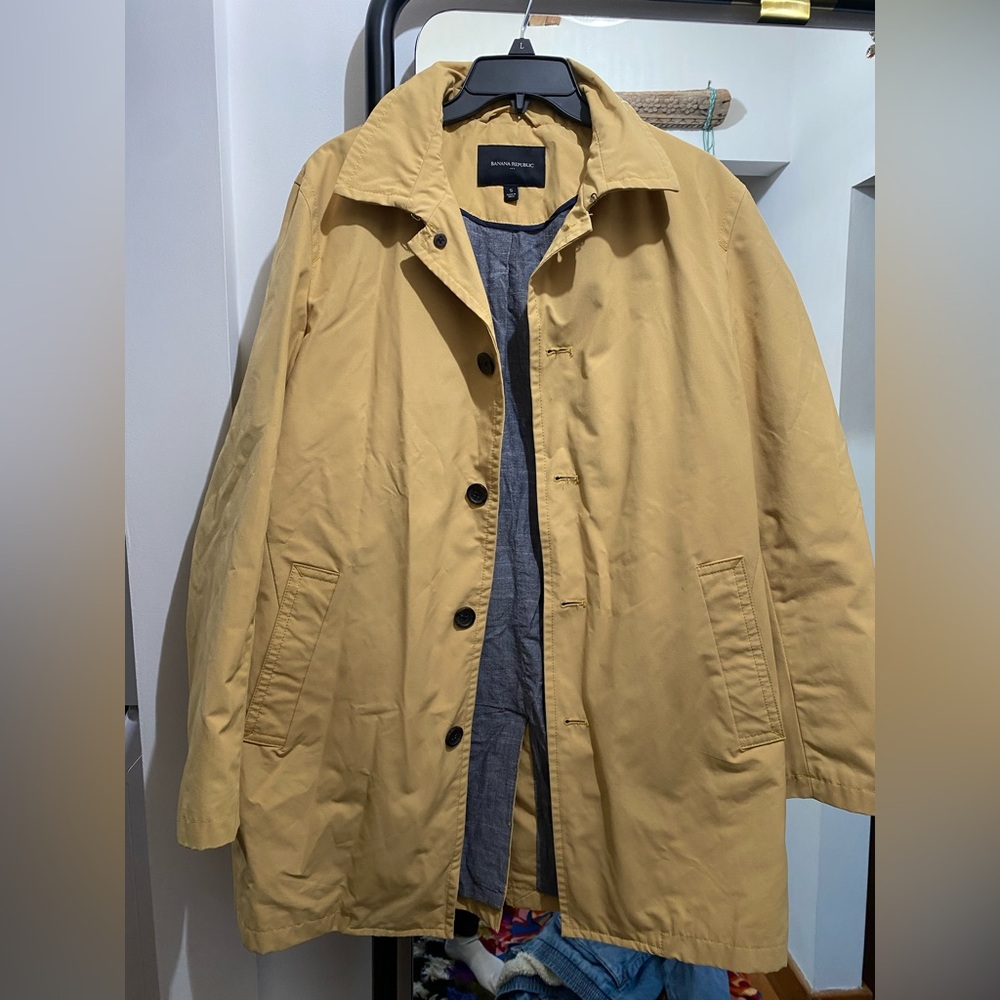 I bought it for myself but it was a bit to big on me. Im a women’s medium